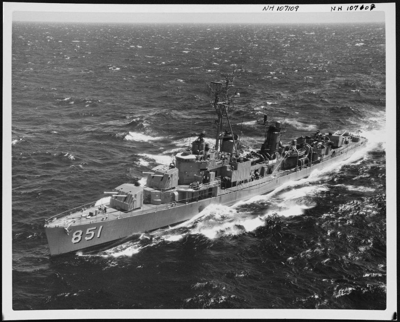Photo #: NH 107109  USS Rupertus