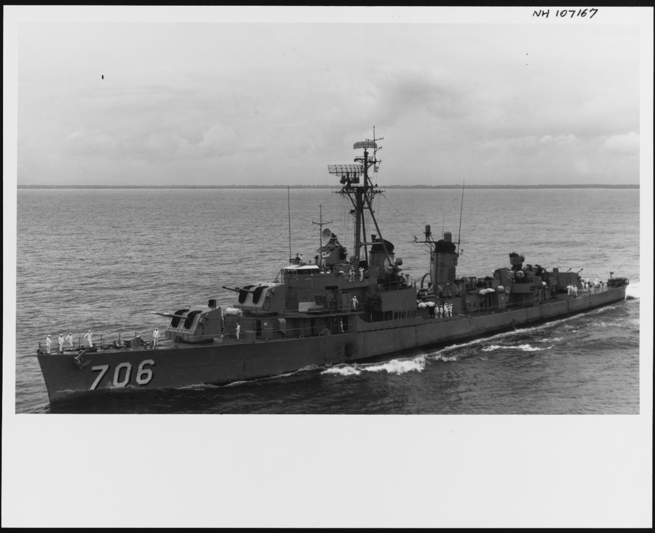 Photo #: NH 107167  USS Gainard