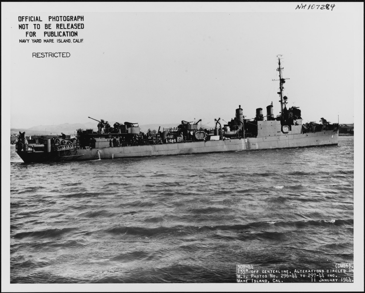 Photo #: NH 107284  USS Hogan