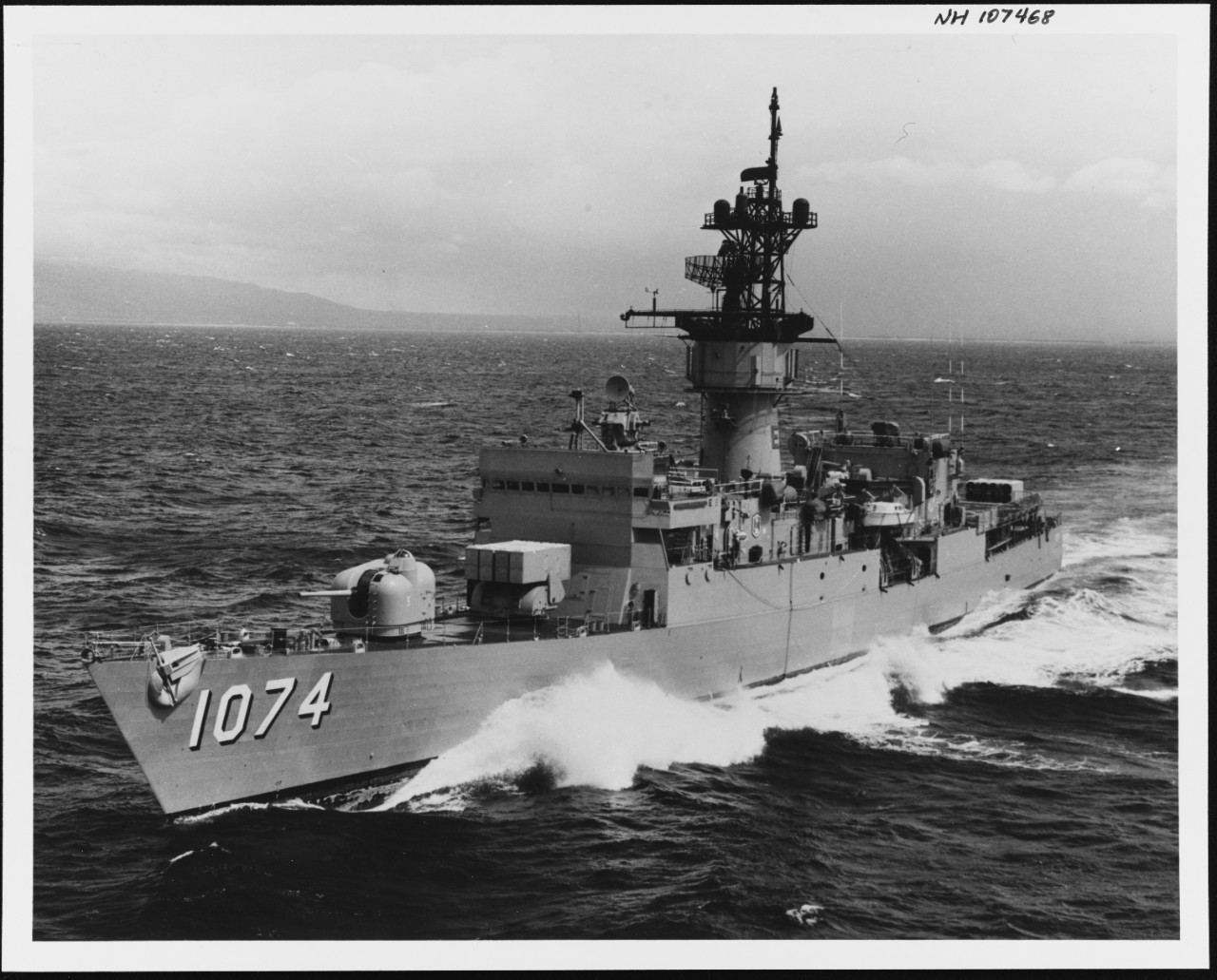 Photo #: NH 107468  USS Harold E. Holt