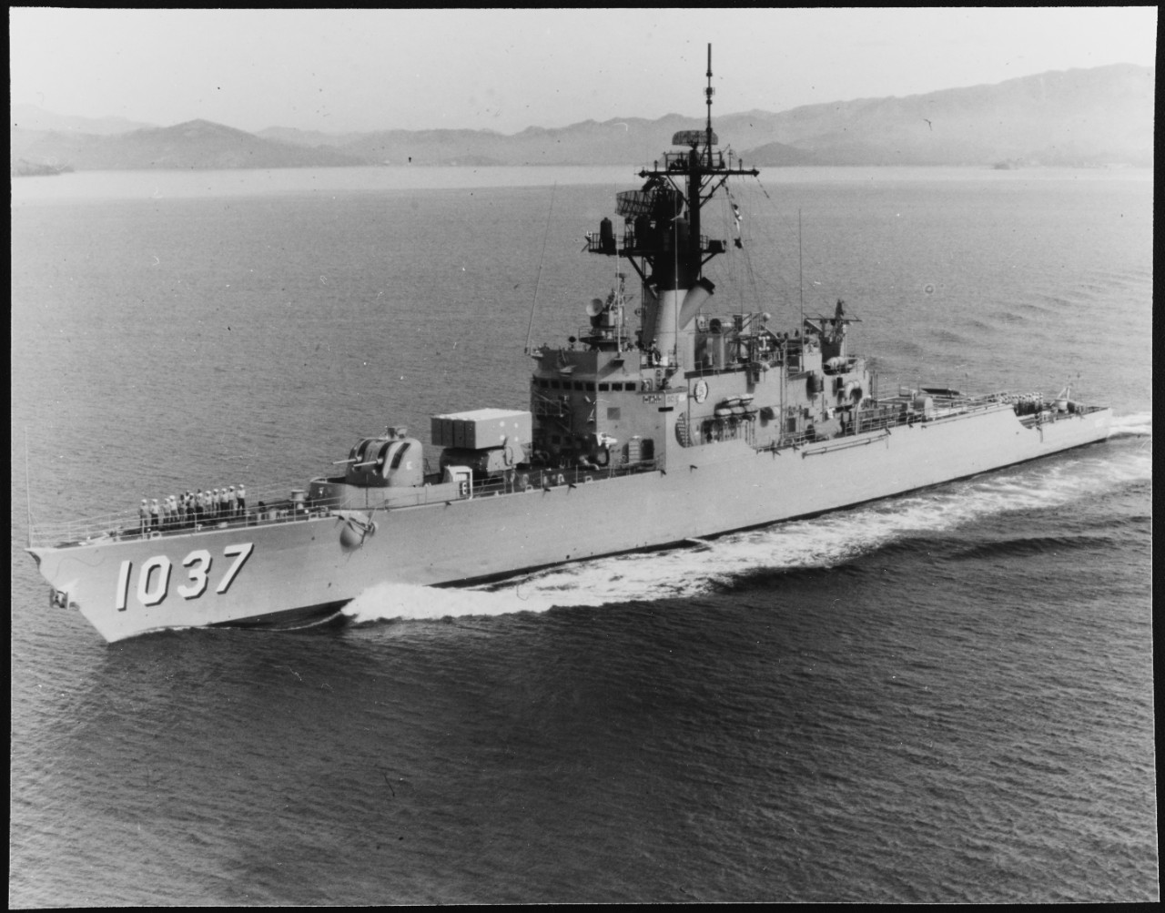 Photo #: NH 107502  USS Bronstein