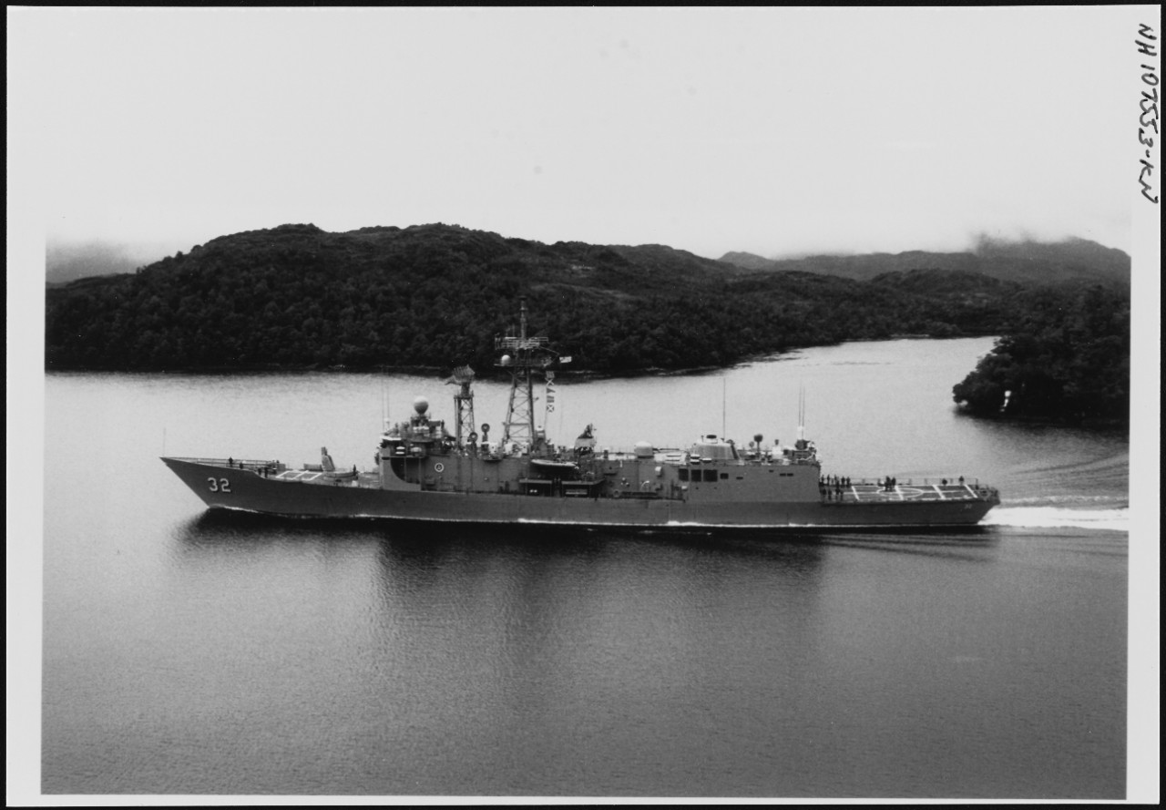 Photo #: NH 107553-KN USS John L. Hall