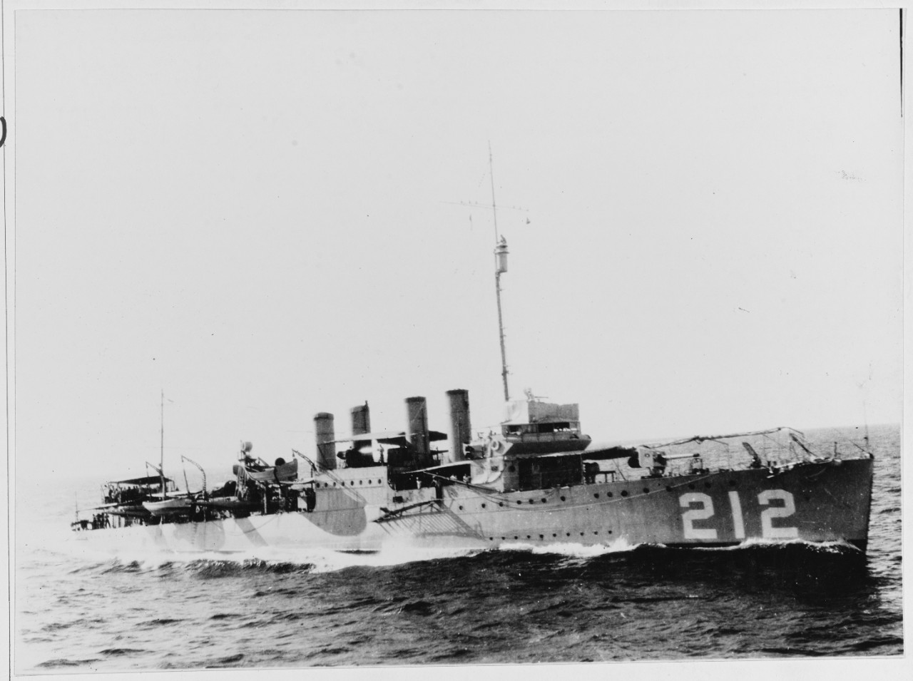 USS SMITH THOMPSON (DD-212)