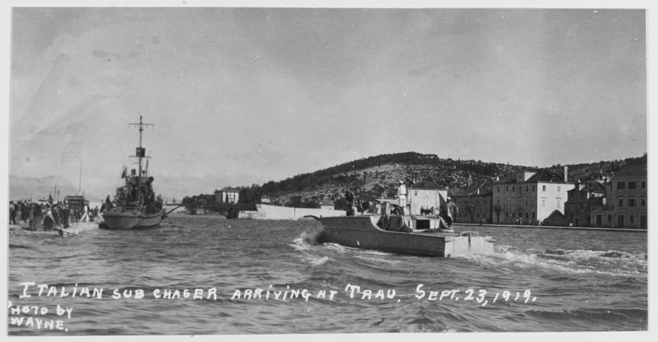 Italian sub chaser arriving at Trau, Dalmatia. September 23, 1919