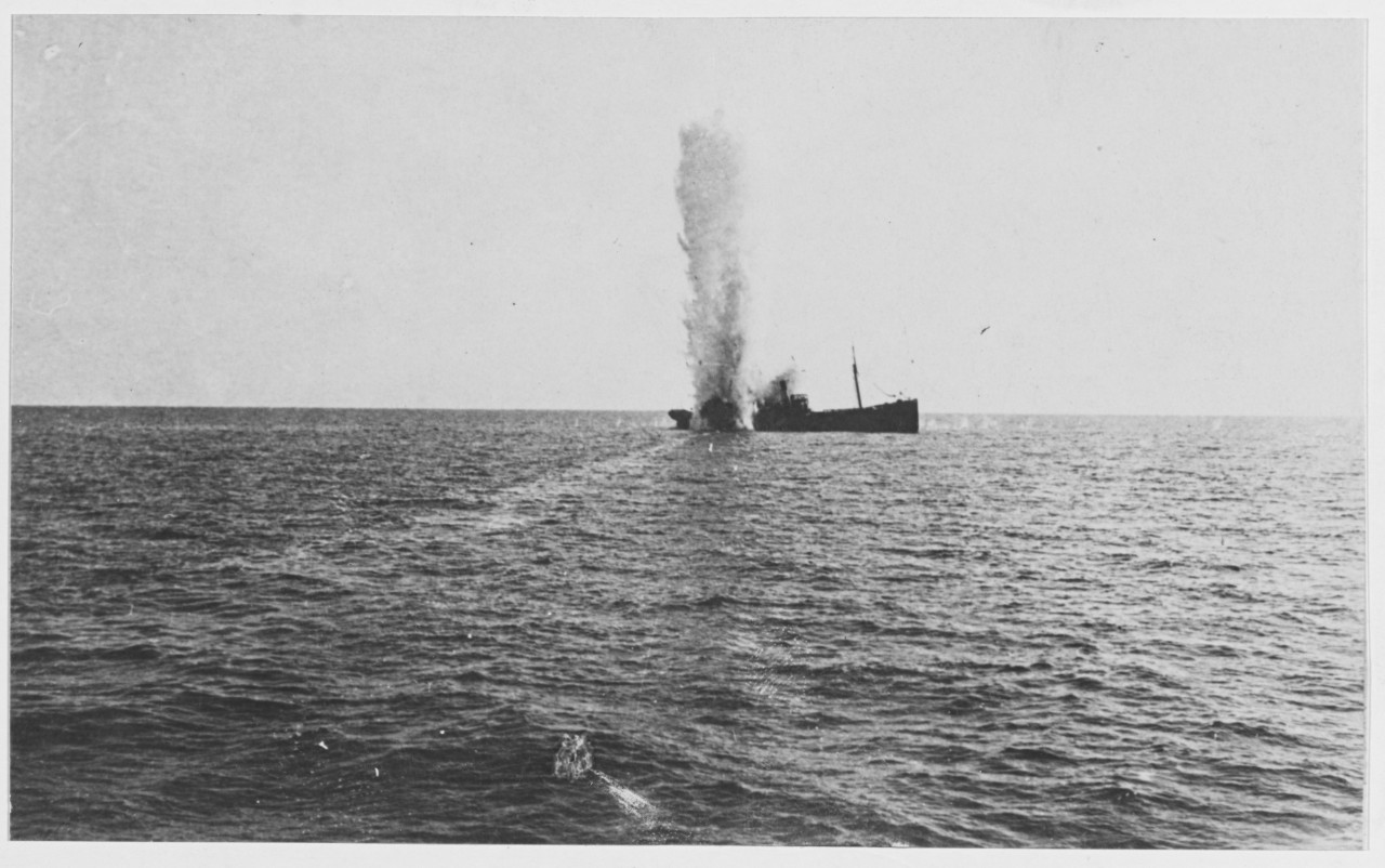 Torpedoing of a steamer by an Austro Hungarian submarine