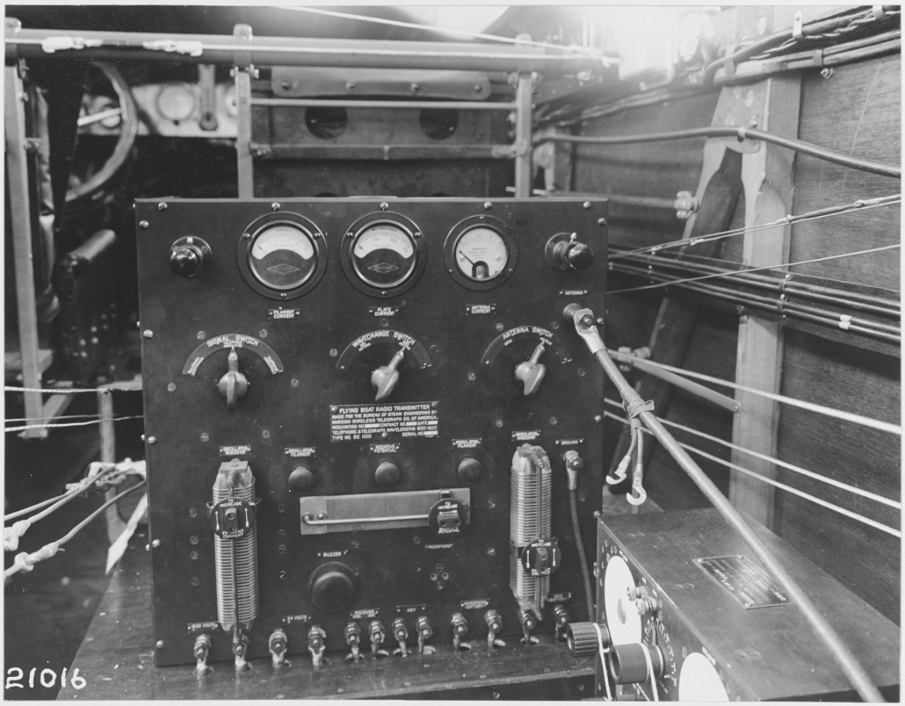 Radio Transmitter in F-5-L