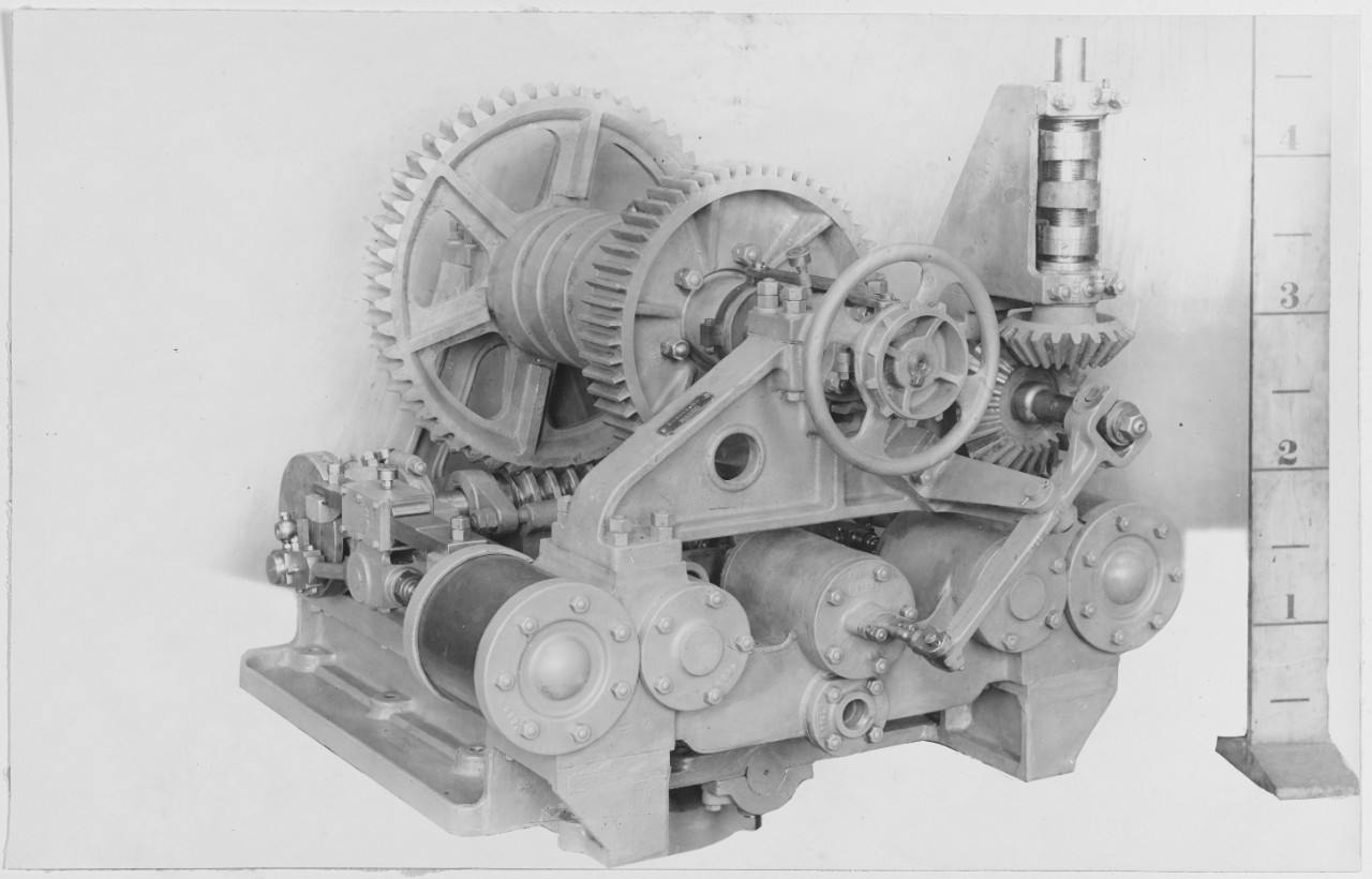 Lidgerwood combined hand and steam steering engine