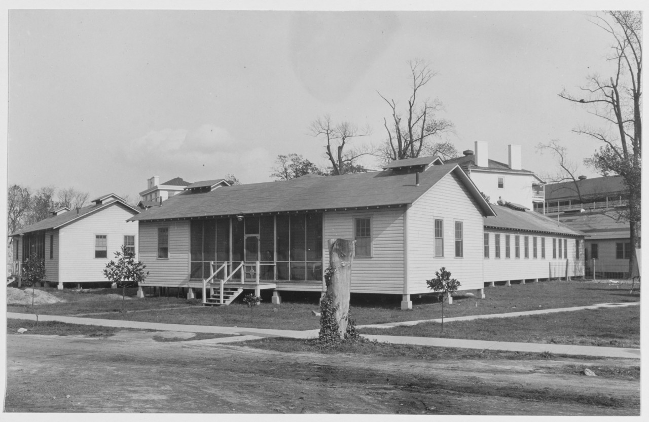 Convalescent Barracks, U.S. Naval Hospital, Norfolk, Virginia. Circa 1918
