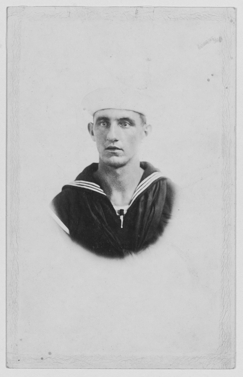 Poole, Charlie C. G. M. 2c, USN. (Navy Cross)