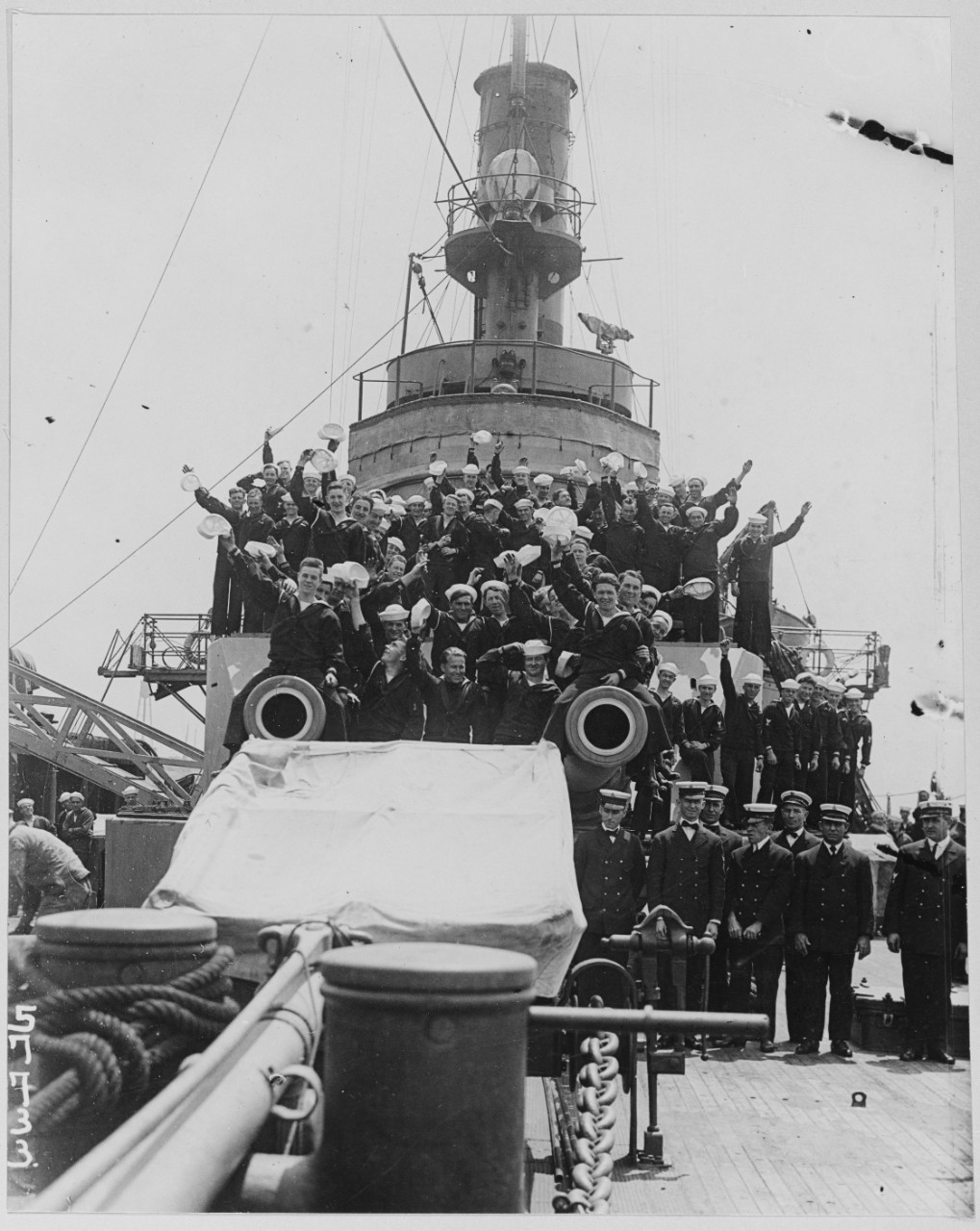 Crew of USS Tonopah (BM-8)