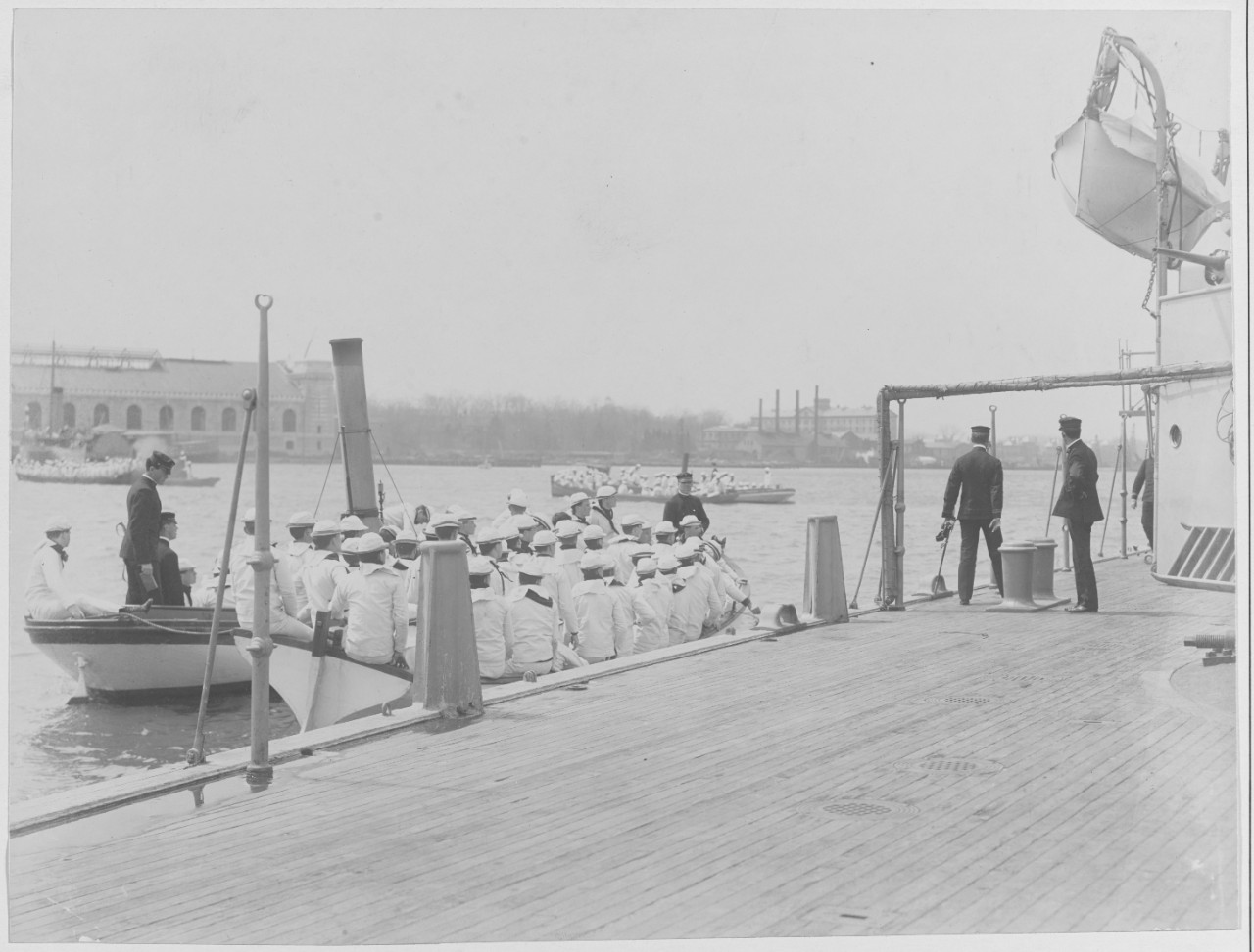 Getting off the ship class of 1905