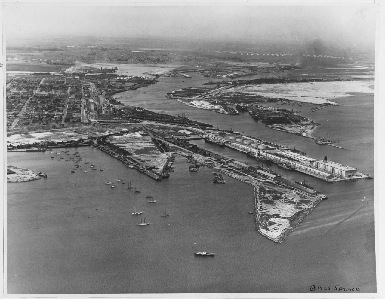 NH 122366 Los Angeles, California. Outer harbor from Washington. June ...
