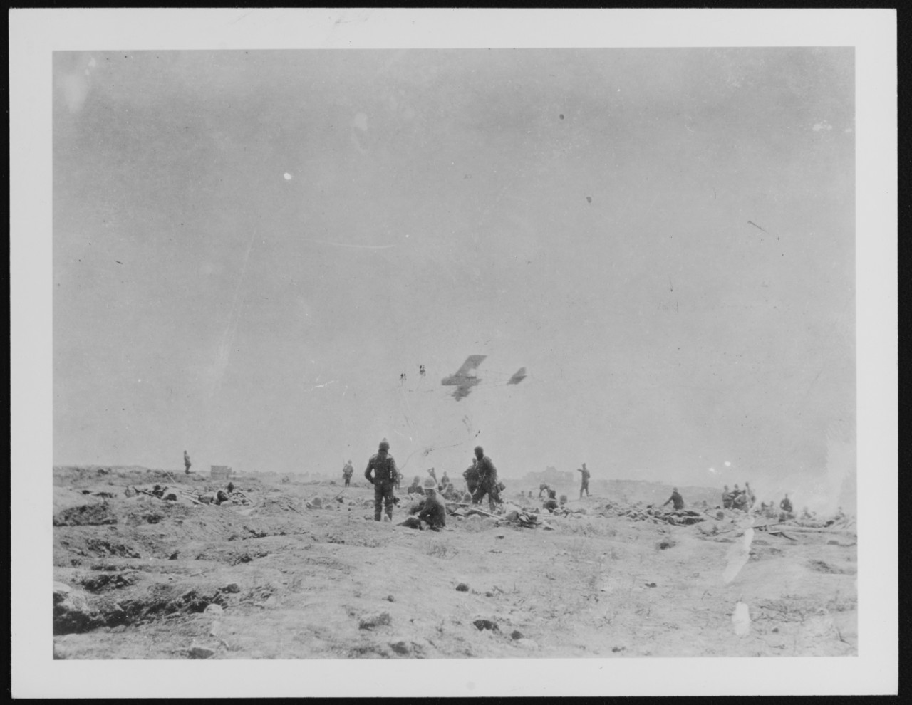 Gallipoli Campaign, Battle ground, Commander Sampson's plane in the air