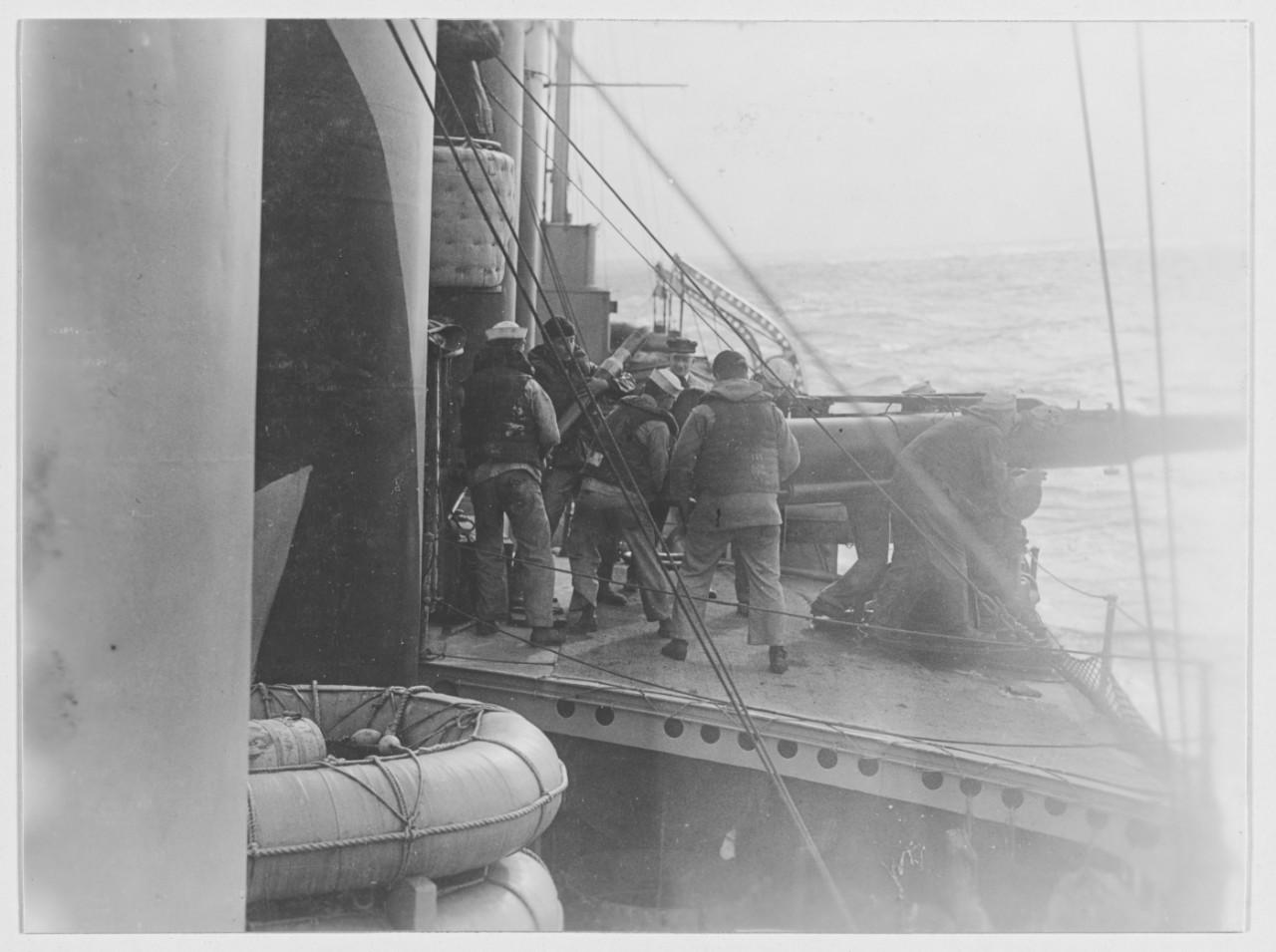 View of the gun crew at practice on USS LITTLE, November 24, 1918