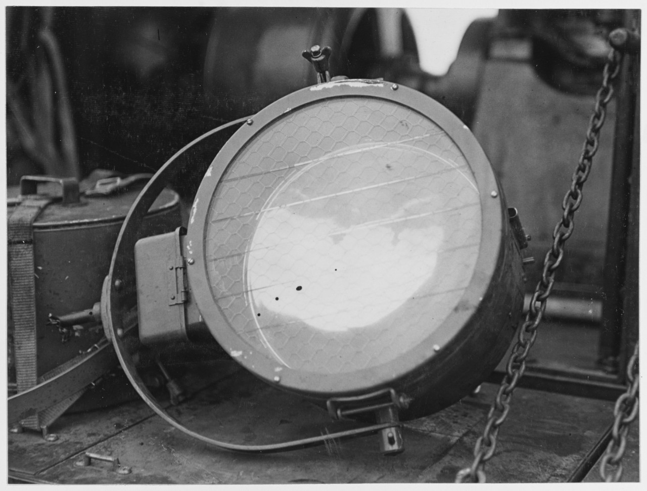 Mineola, L.I. flying field a "flood" light which will be used in case our flying British visitor, the British dirigible R-34, arrives at night. 6/28/1919