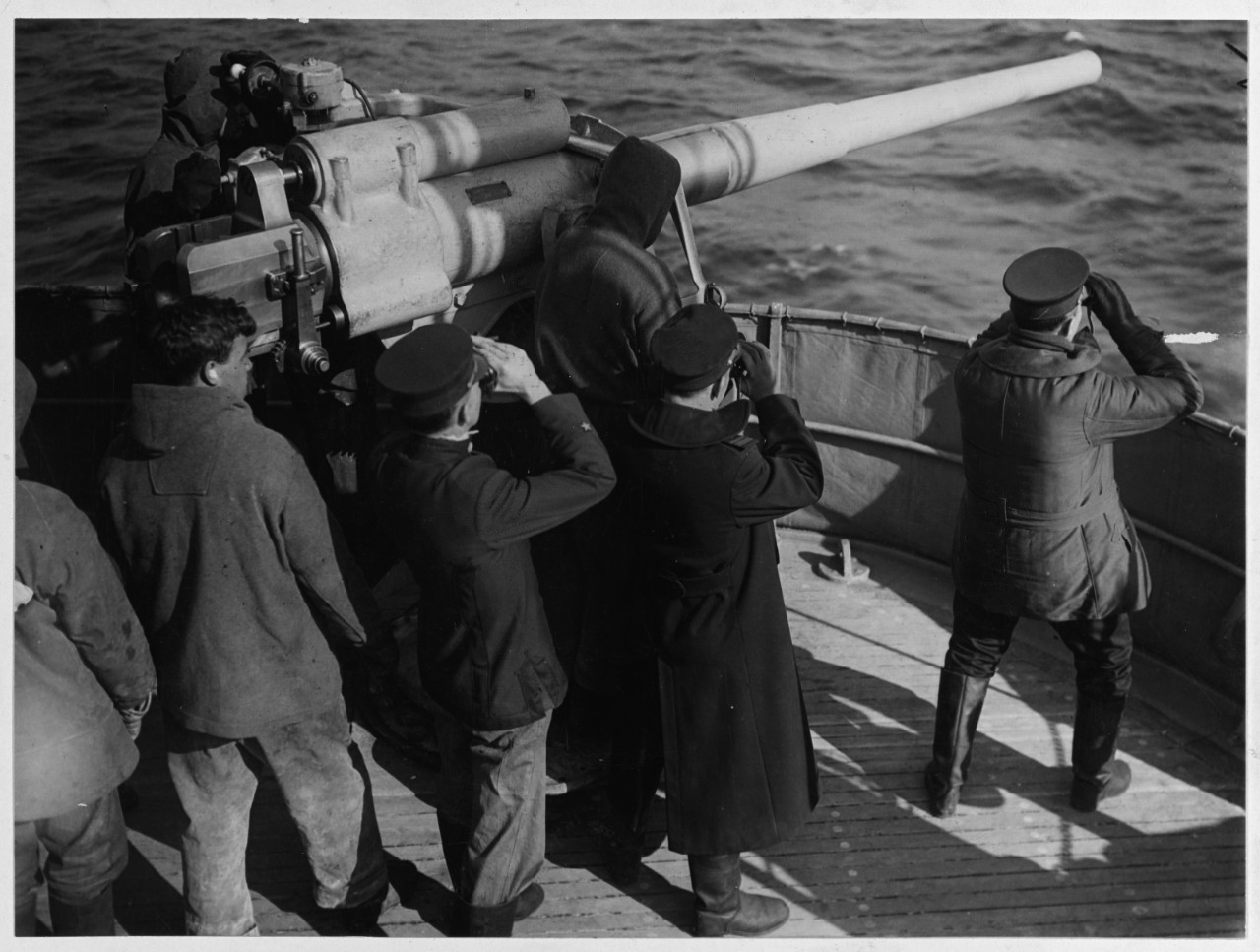 On the deck of USS WIDGEON (Minesweeper No. 22)