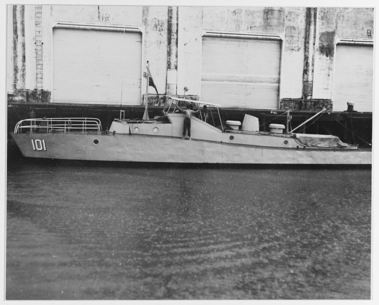 CAPITAN R.D. BINNEY (Colombian patrol boat, 1947)