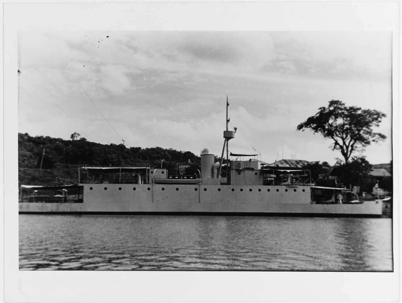 AMAZONAS (Peruvian River Gunboat, 1934)