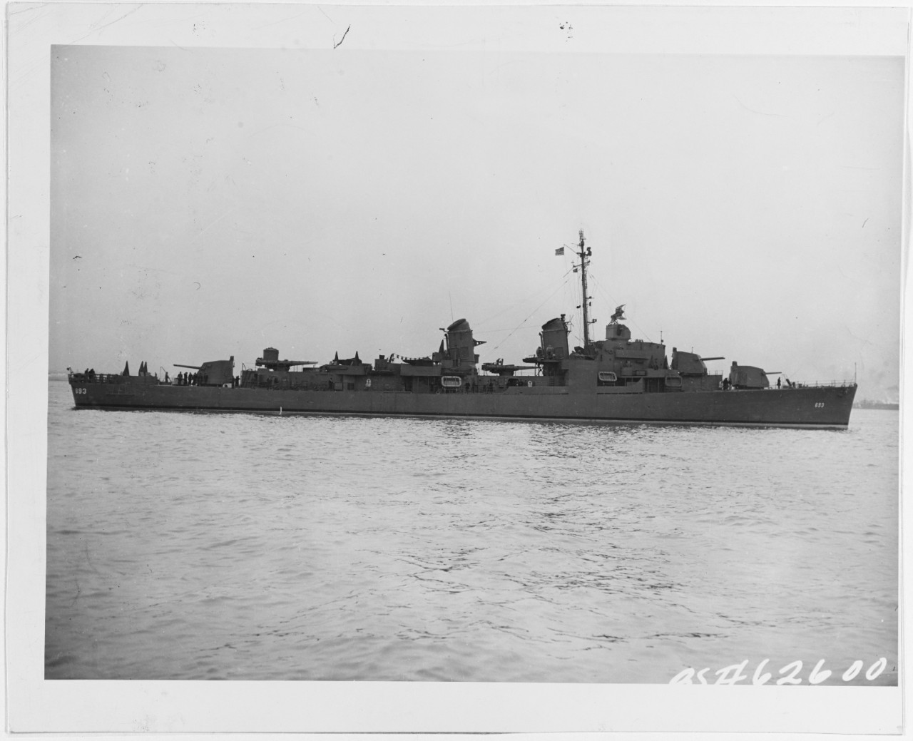 USS MOALE (DD-693), 1944. 