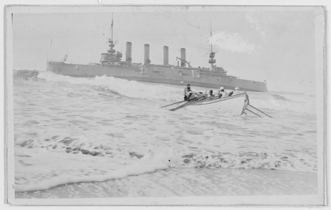 Photo #: NH 46156  Stranding of USS Milwaukee, 13 January 1917