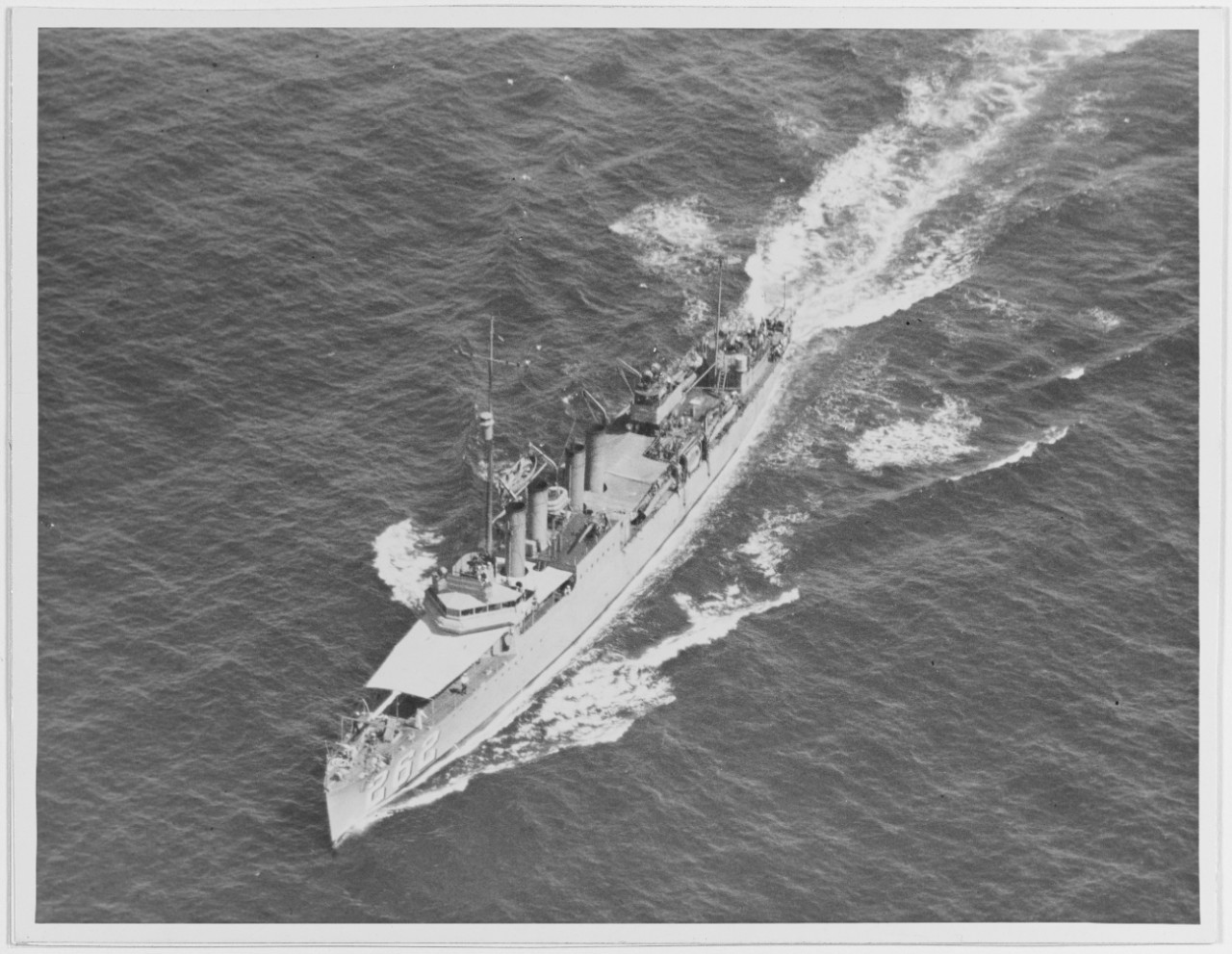 USS McDERMUT (DD -262)