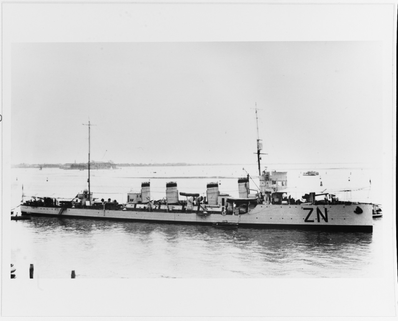 ZENSON (Italian Destroyer, 1913-1937)