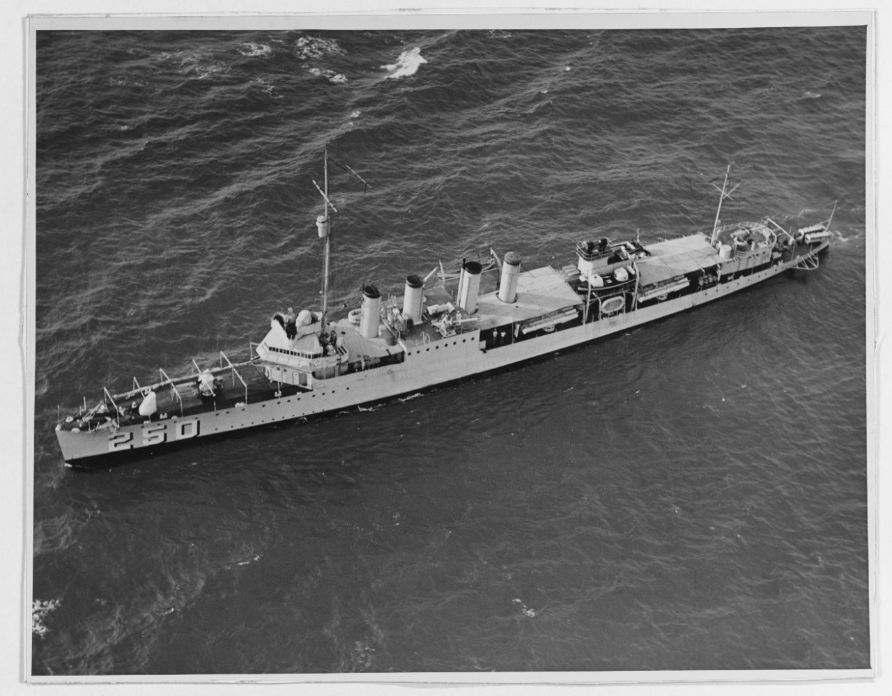 Photo #: NH 51261  USS Lawrence (DD-250)