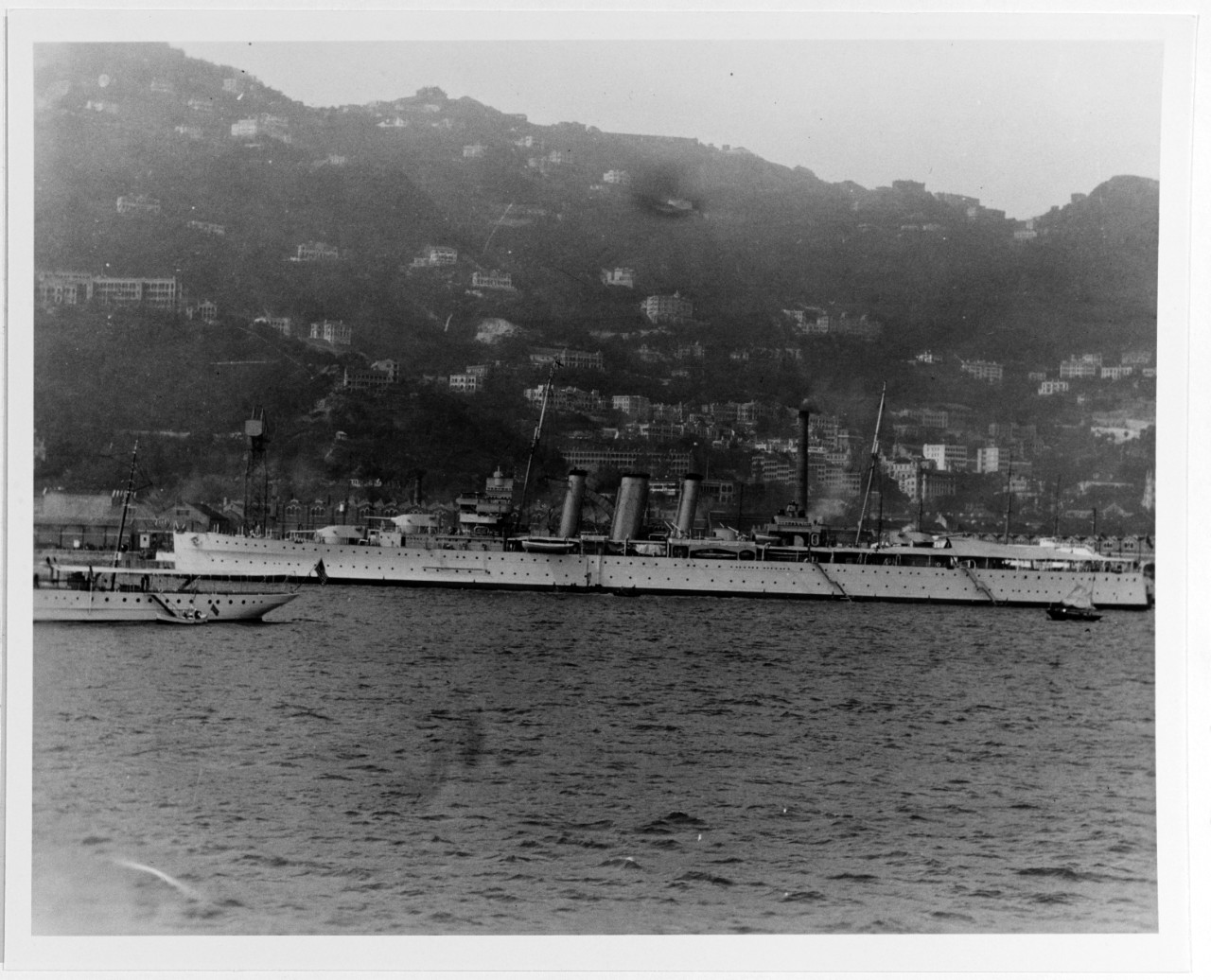 SUFFOLK (British heavy cruiser, 1926-1948)