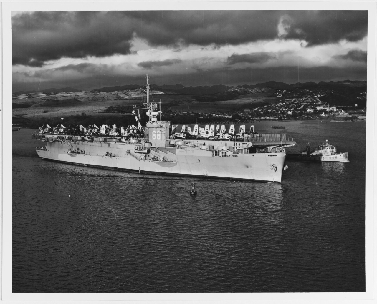 USS CAPE ESPERANCE (TCVU-88)