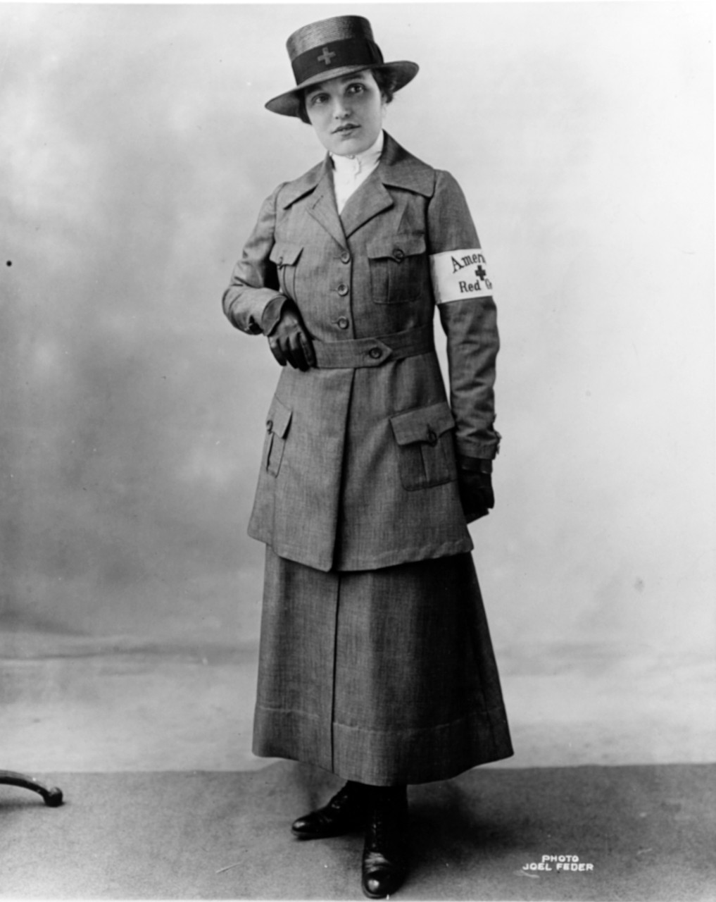 Photo #: NH 52966  World War I Red Cross Nurse's Uniform