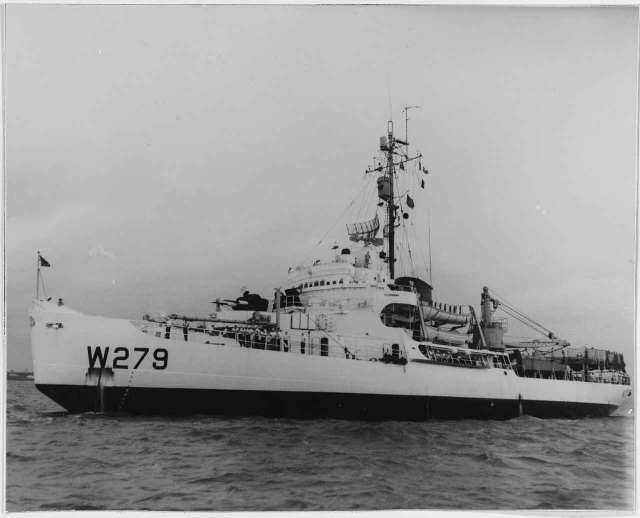 USCGO EASTWIND (WAGB - 279)