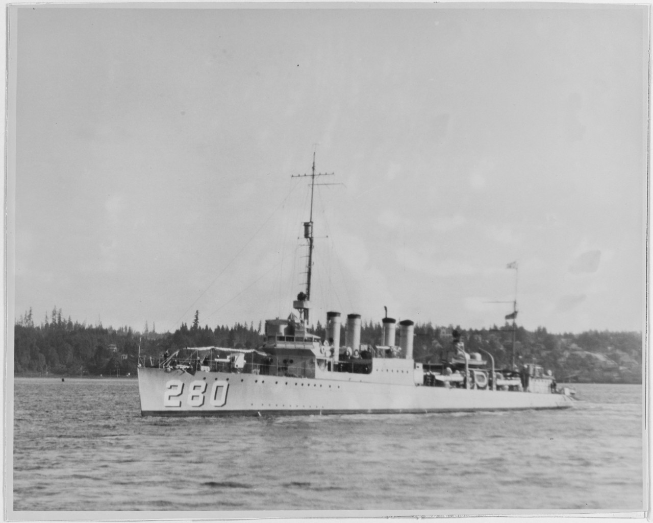 USS DOYEN (DD-280)