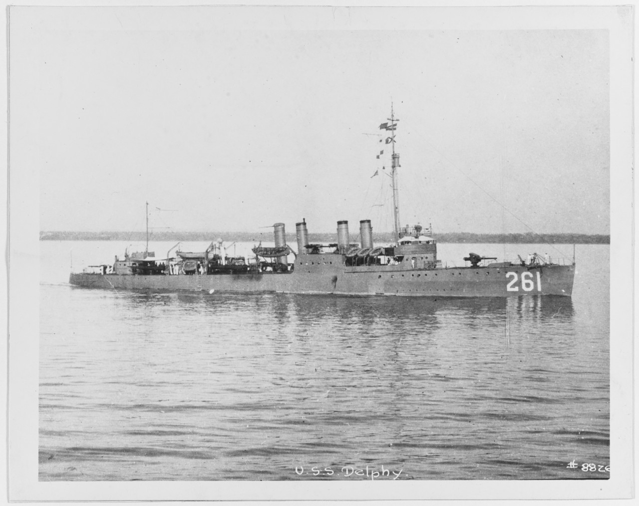 Photo #: NH 54692  USS Delphy (DD-261)