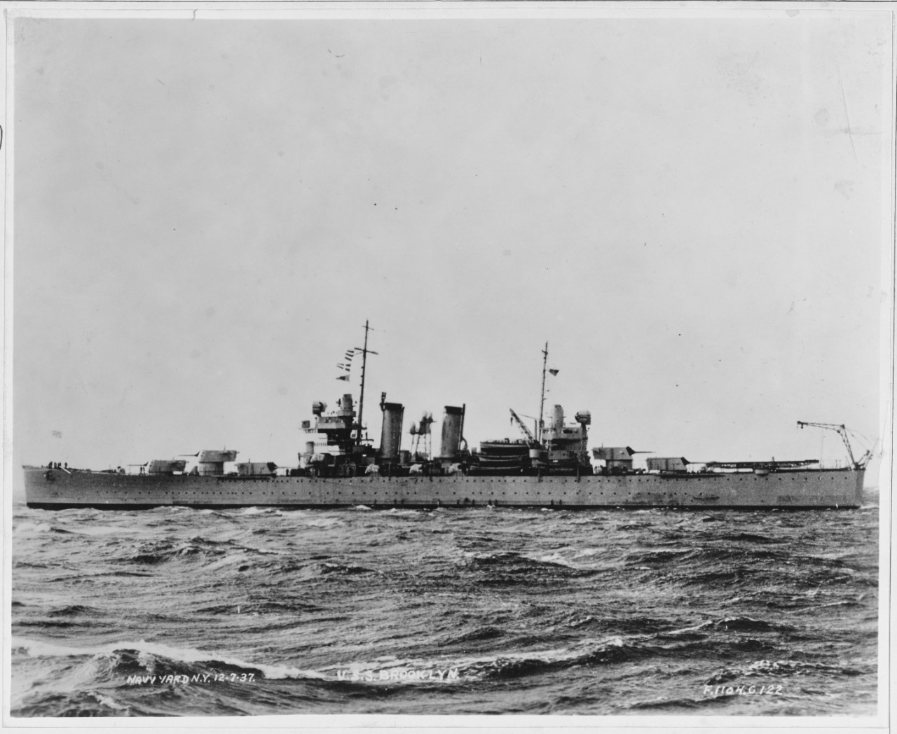 USS BROOKLYN (CL-40)