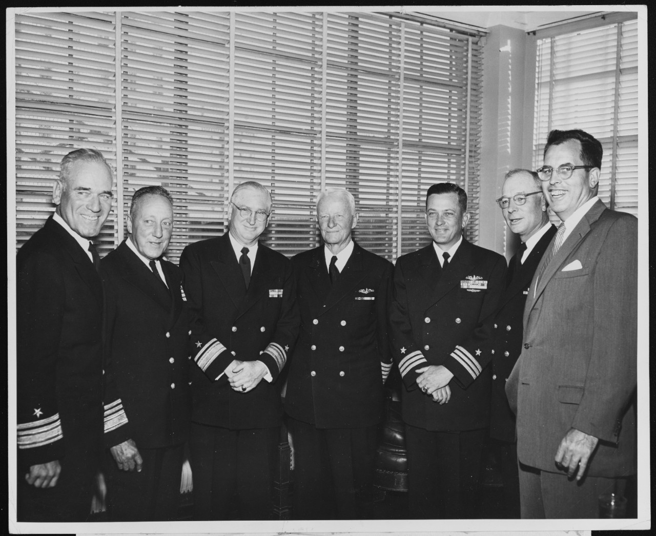 USS NAUTILUS (SSN-571)