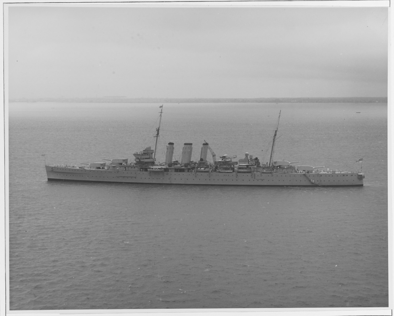 HMS NORFOLK (British cruiser, 1928)