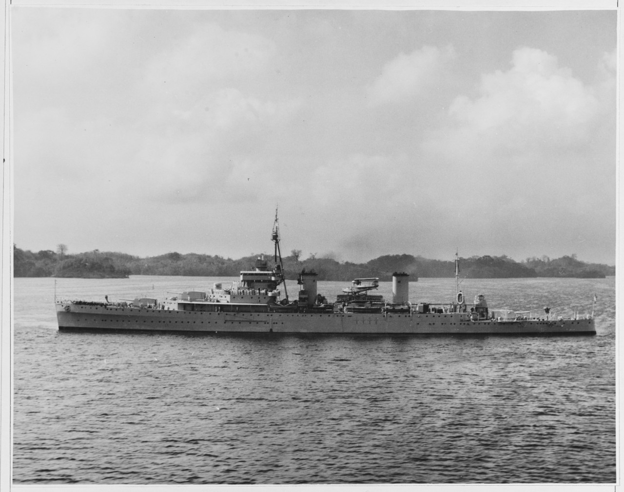 LA ARGENTINA, Argentine cruiser, 1937, off the Panama Canal, 2 May 1940