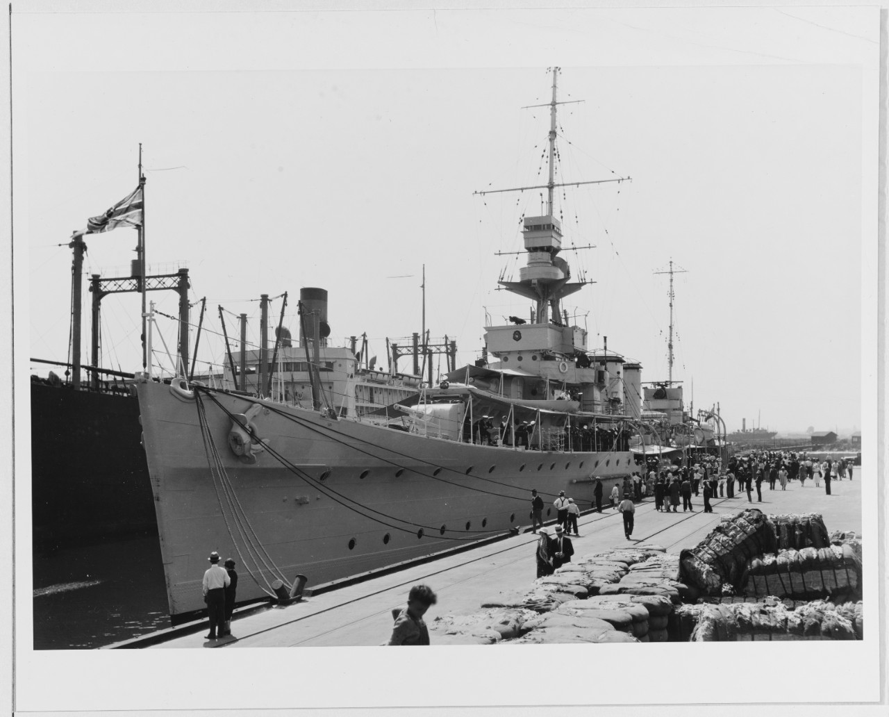 HMS DELHI (British Cruiser, 1919)