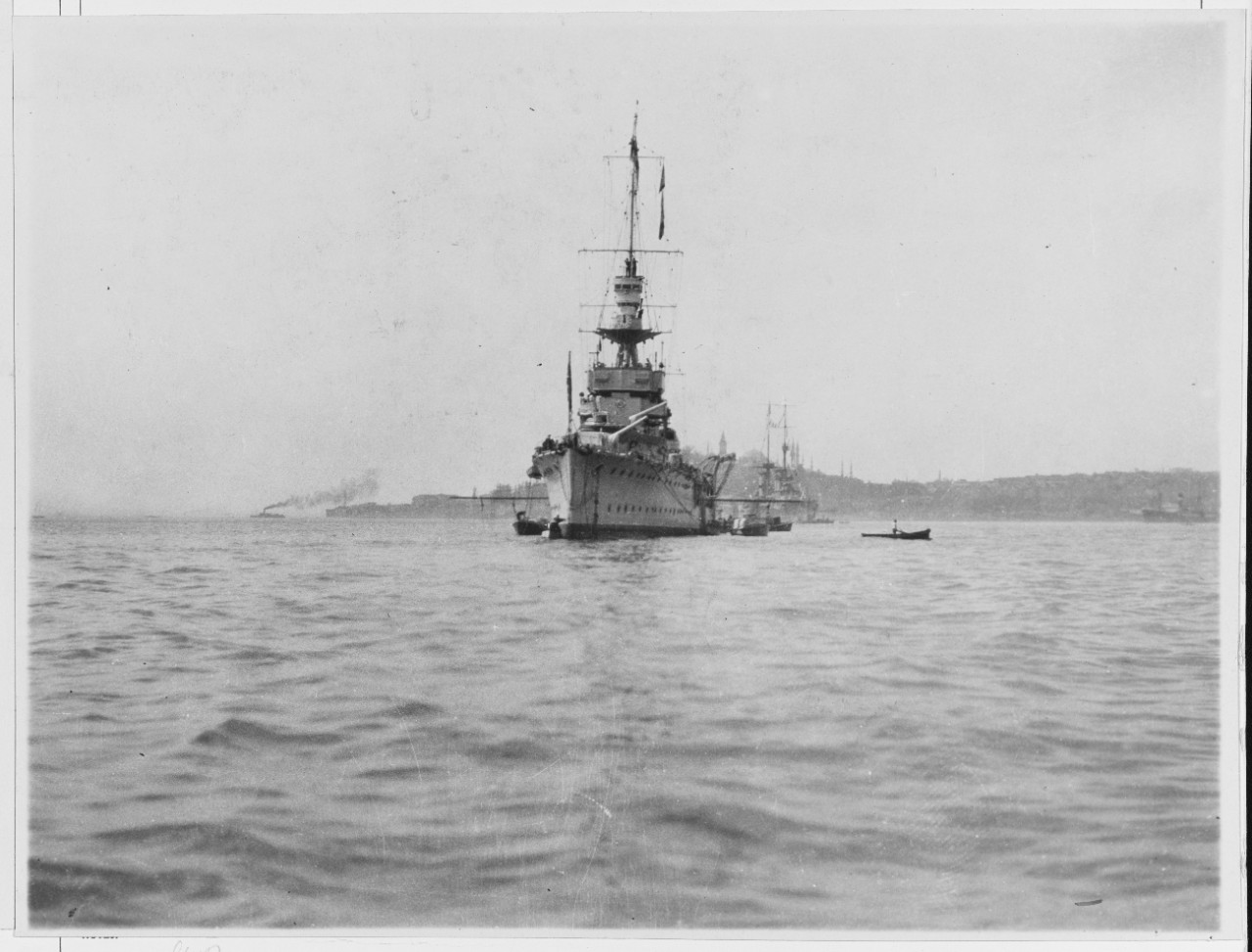 HMS CERES (British Cruiser, 1917)