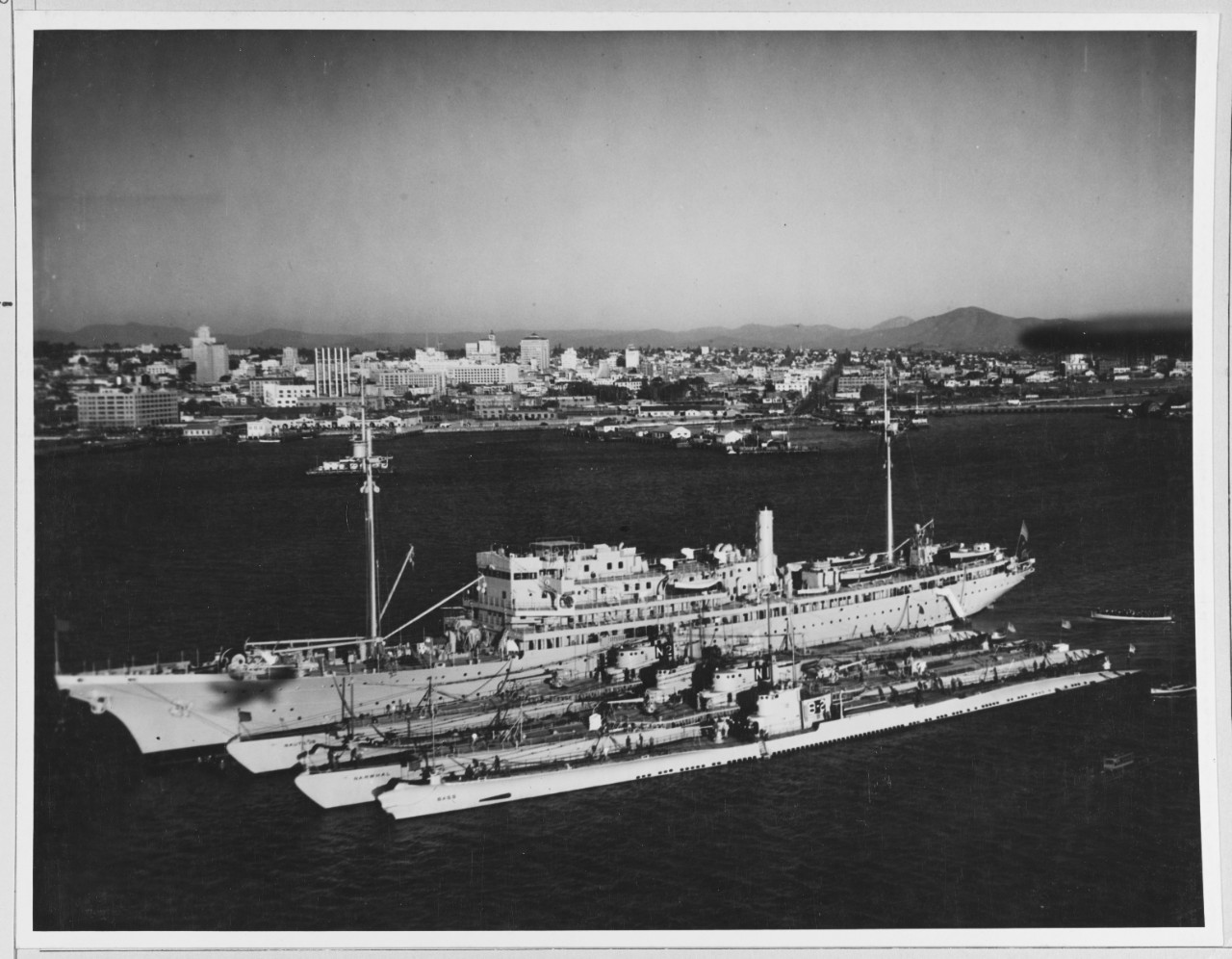 Photo #: NH 61589  USS Holland probably