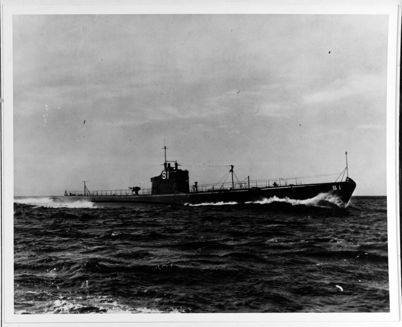 Photo #: NH 63417  USS Salmon (SS-182)