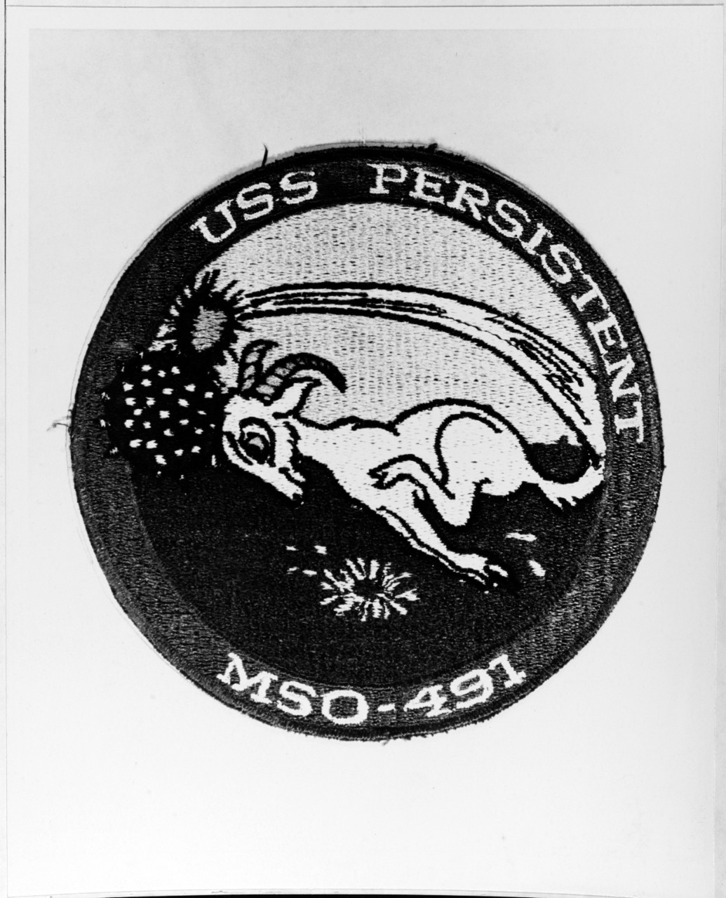 Insignia: USS PERSISTENT (MSO-491)
