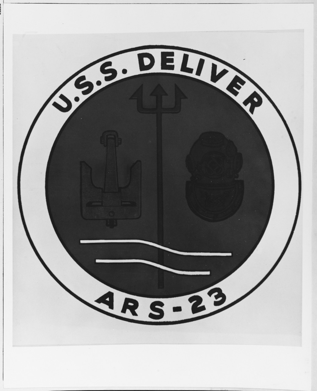 Insignia: USS DELIVER (ARS-23)