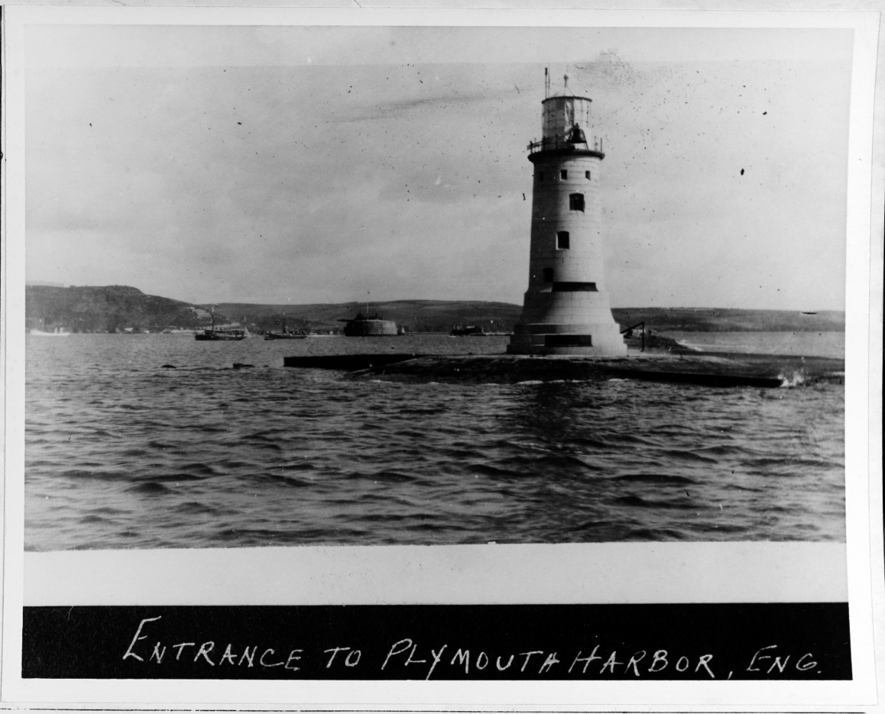 Lighthouse at the entrance to Plymouth Harbor, England, during 1918-1919. 