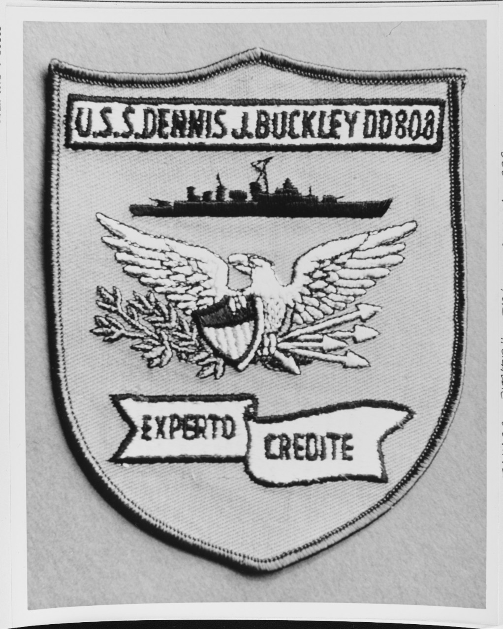 Insignia: USS DENNIS J. BUCKLEY (DD-808)