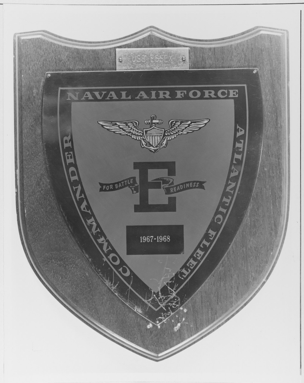 Award to USS ESSEX (CVS - 91)