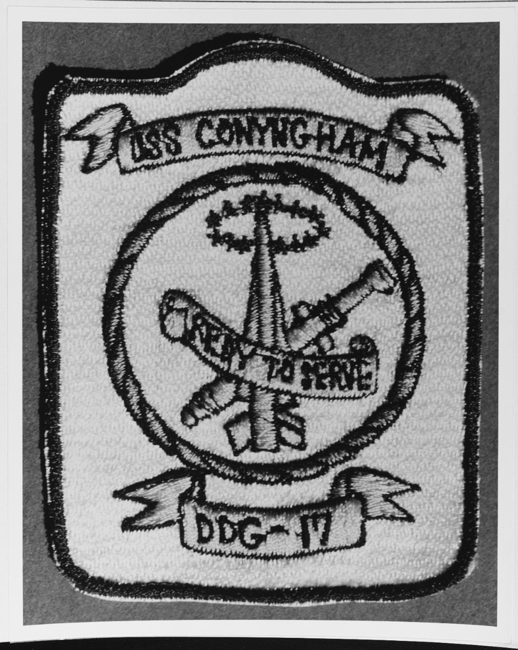Insignia: USS CONYNNGHAM (DDG-17)