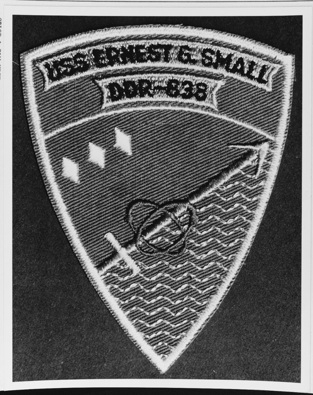 Insignia: USS ERNEST G. Small (DDR-838)