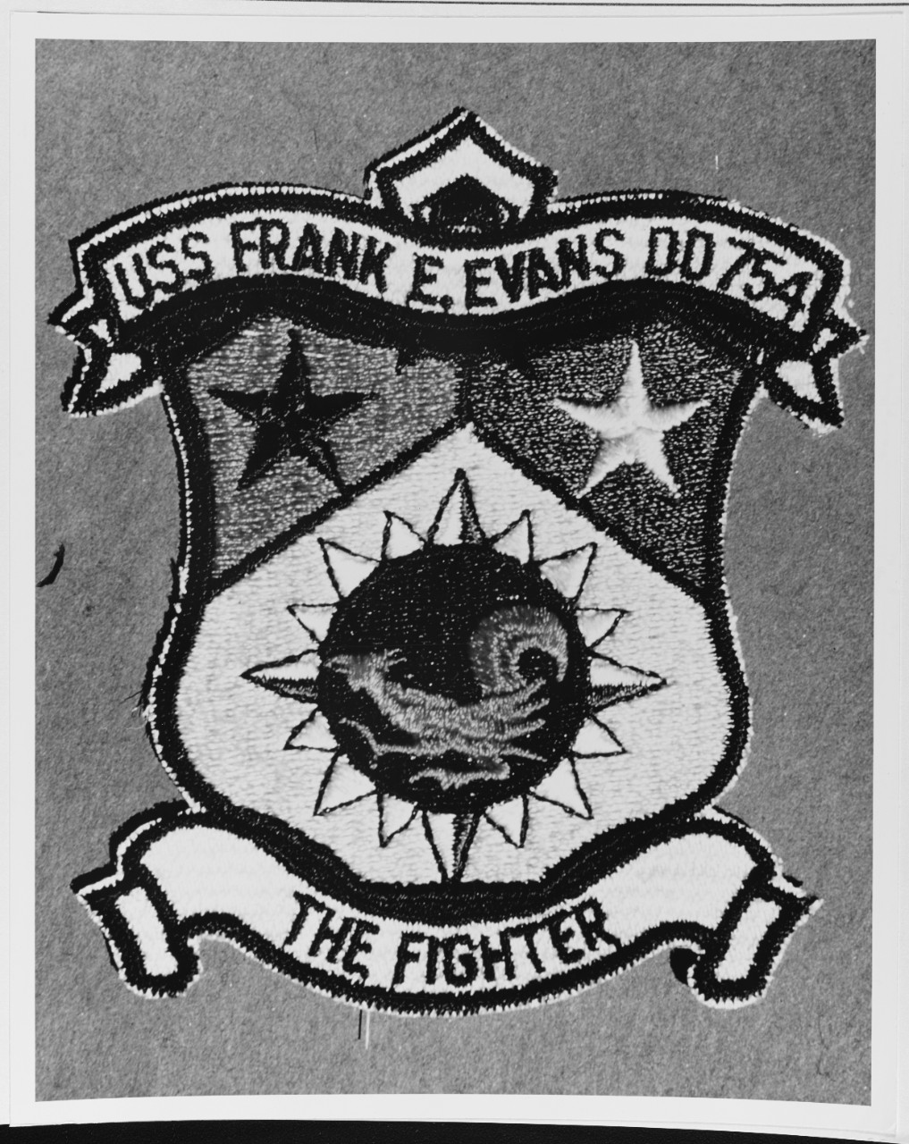 Insignia: USS FRANK E. EVANS (DD-754)