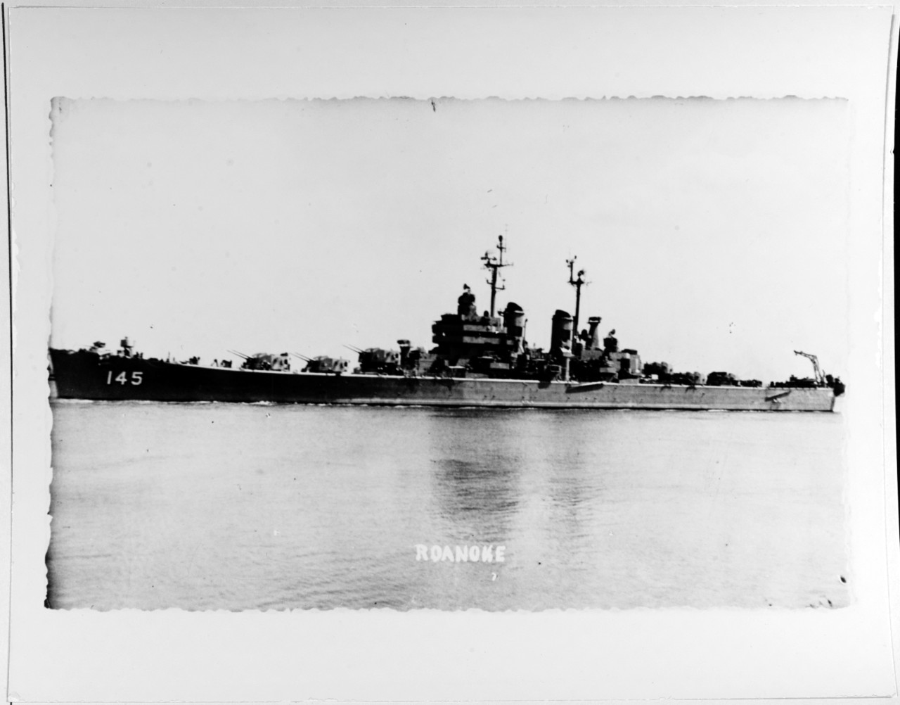 USS ROANOKE (CL-145)